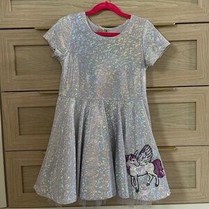 Little mass hologram dress with unicorn patch